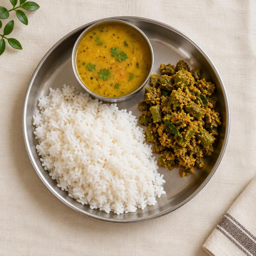 रोजचे घरगुती जेवण – भात, आमटी आणि भाजी